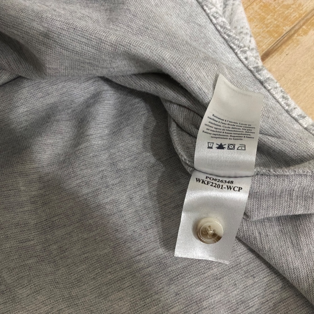 Faherty Sweater - image 5